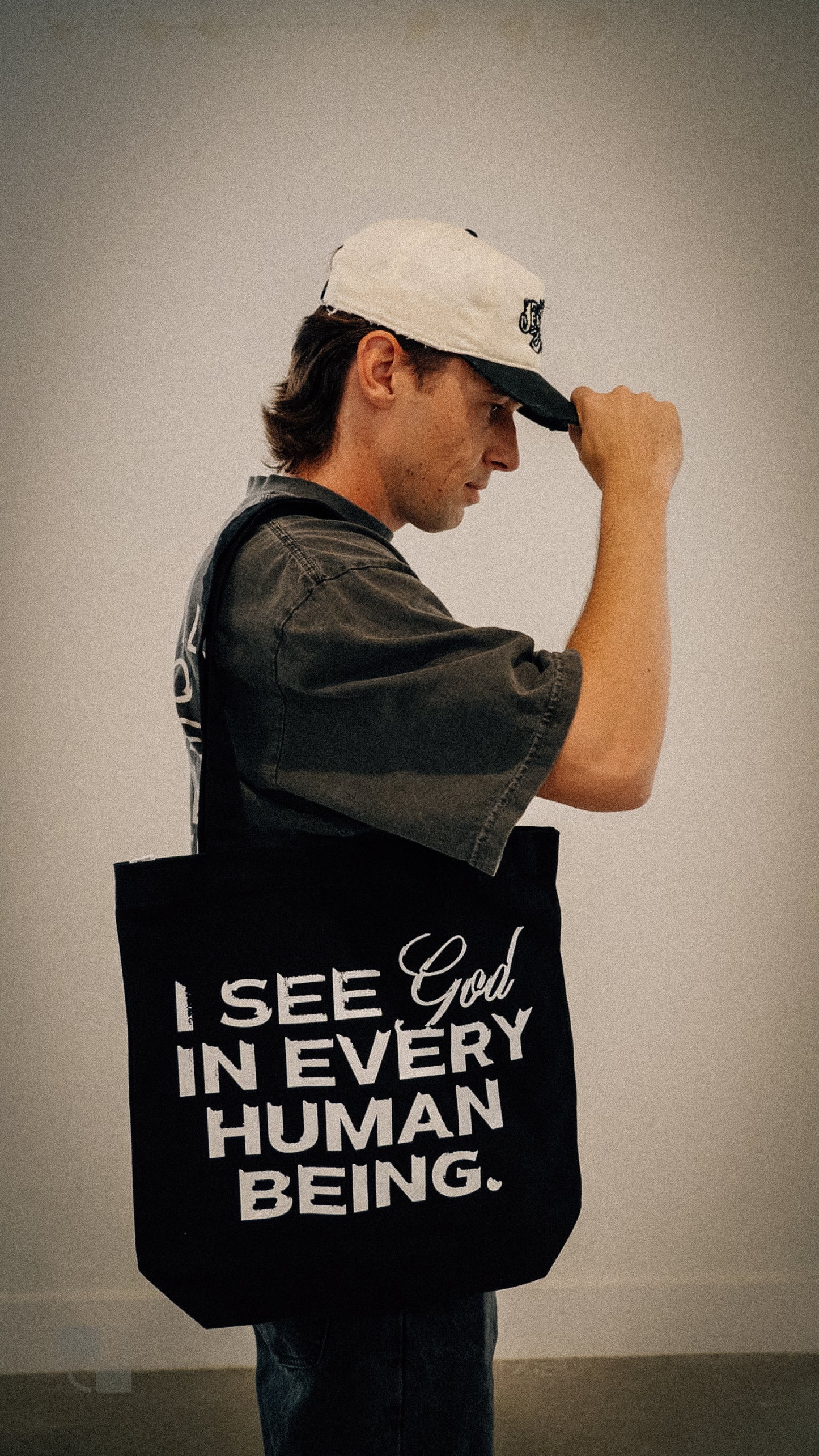 "I SEE GOD" tote