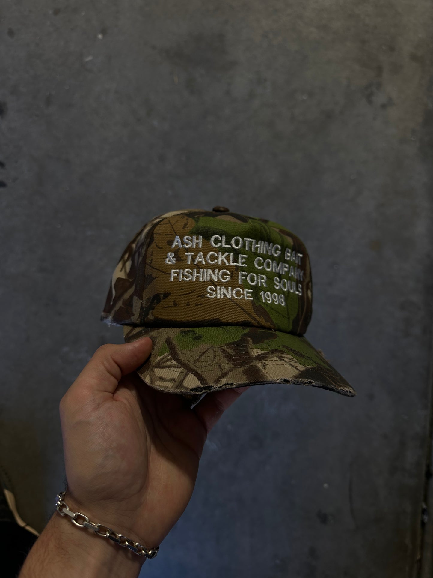 "BAIT & TACKLE" Snap Back