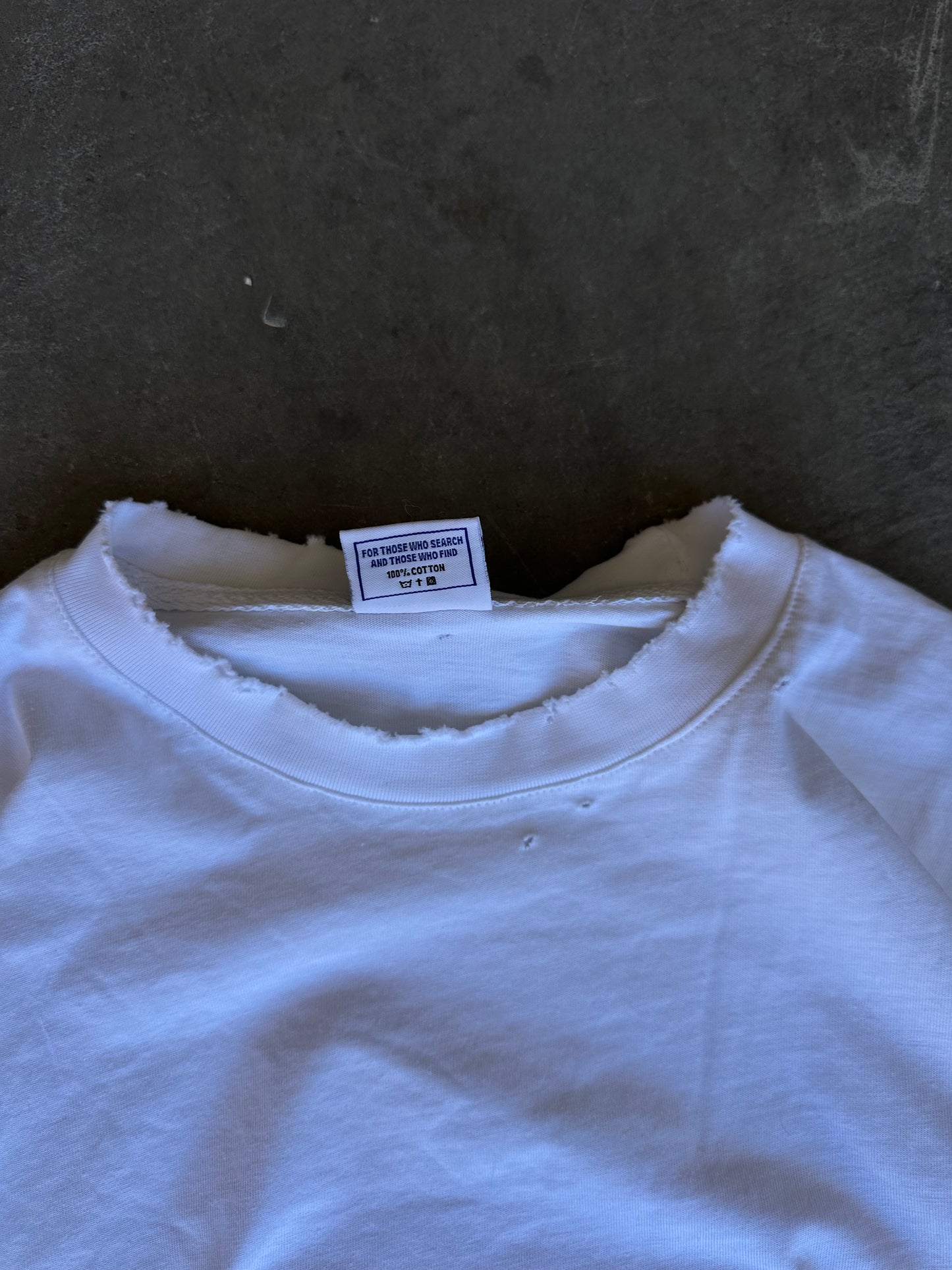 "EVERYDAY" T